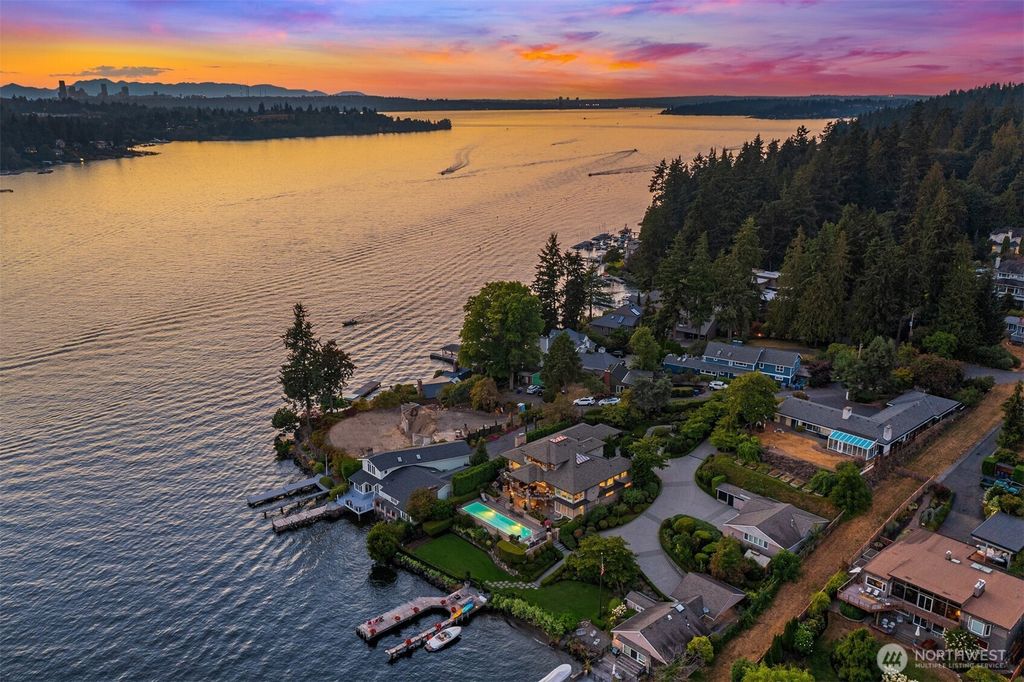 Photo of 16 Enatai Drive, Bellevue, WA 98004 (MLS # 2496363)