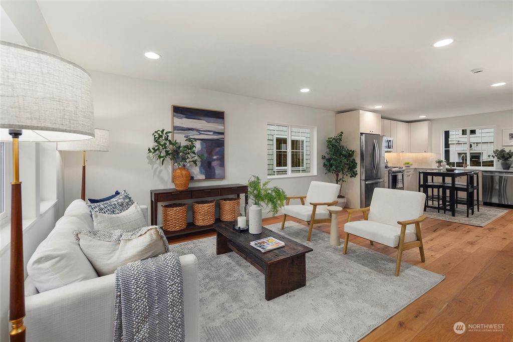 Photo of 2817 E Denny Way, Seattle, WA 98122 (MLS # 2197910)