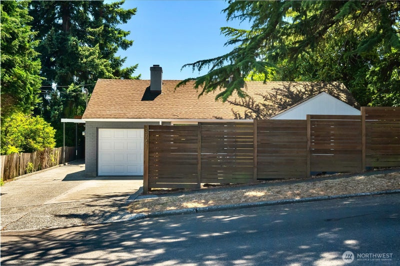 3741 SW 106th Street