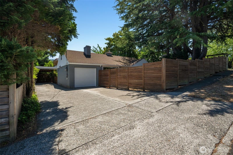 3741 SW 106th Street