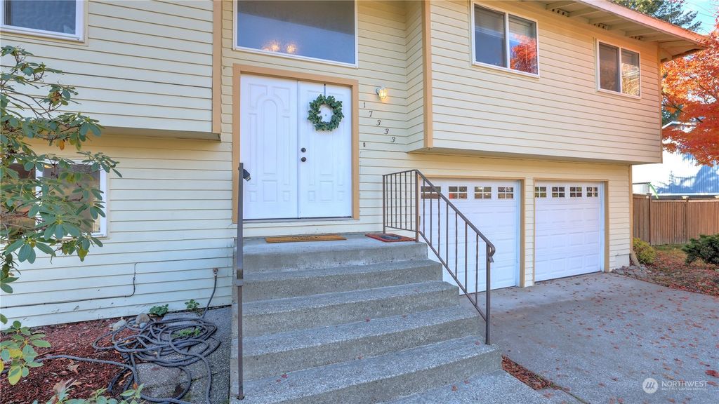 Photo of 17333 158th Avenue SE, Renton, WA 98058 (MLS # 2013841)