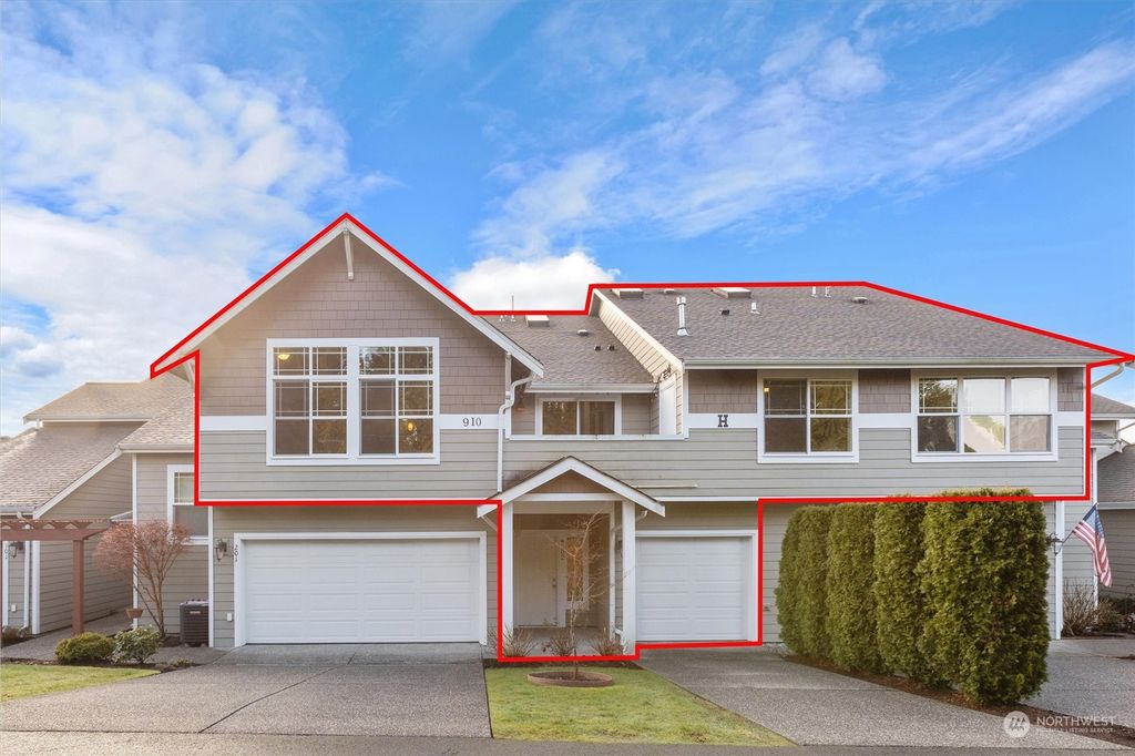 Photo of 910 Medical Center Drive #H202, Arlington, WA 98223 (MLS # 2324793)