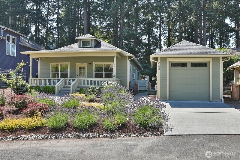 1062 Village Loop