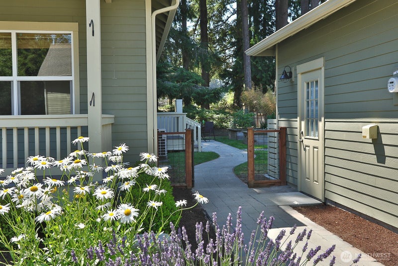 1062 Village Loop