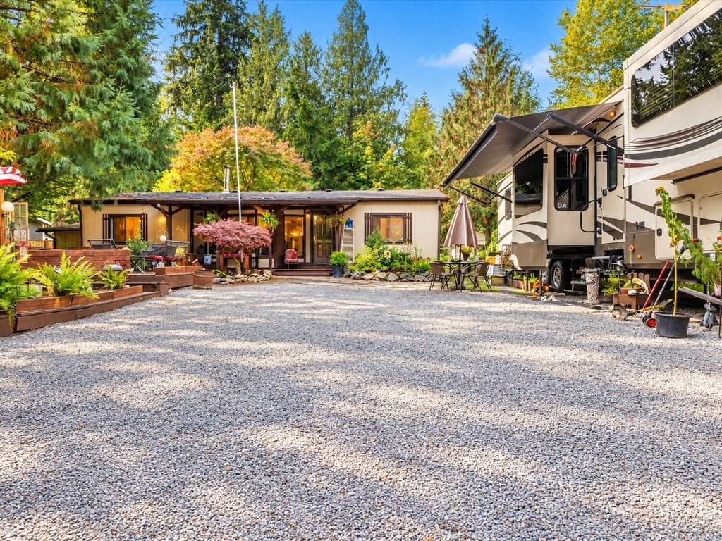 Photo of 16516 W Lake Goodwin Rd RD, Stanwood, WA 98292 (MLS # 2594785)