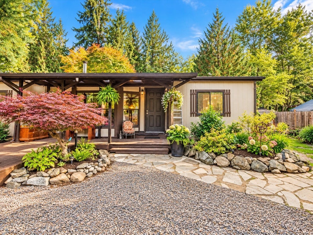 Photo of 16516 W Lake Goodwin Rd RD, Stanwood, WA 98292 (MLS # 2594785)