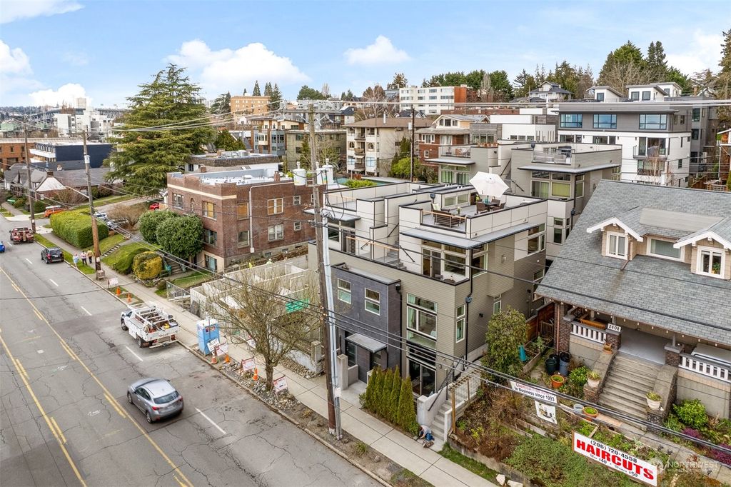 Photo of 2618 Eastlake Avenue E #A, Seattle, WA 98102 (MLS # 2048126)