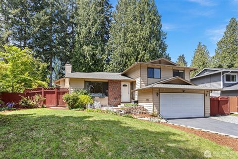 Photo of 13105 111th Place NE, Kirkland, WA 98034 (MLS # 2453315)