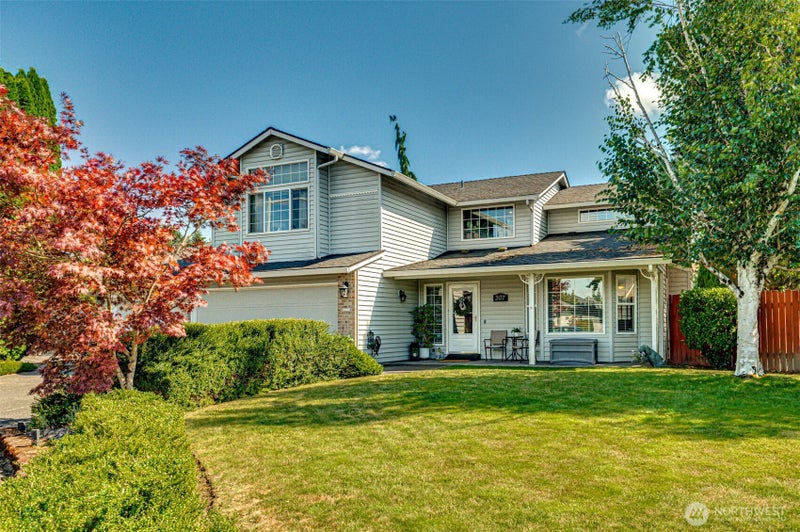 307 NE 134TH Circle