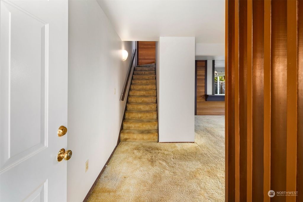 Photo of 12242 SE 59th Street #126, Bellevue, WA 98006 (MLS # 2160469)