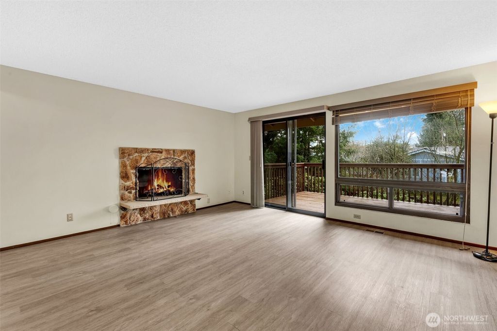 Photo of 24708 13th Avenue S, Des Moines, WA 98198 (MLS # 2348361)