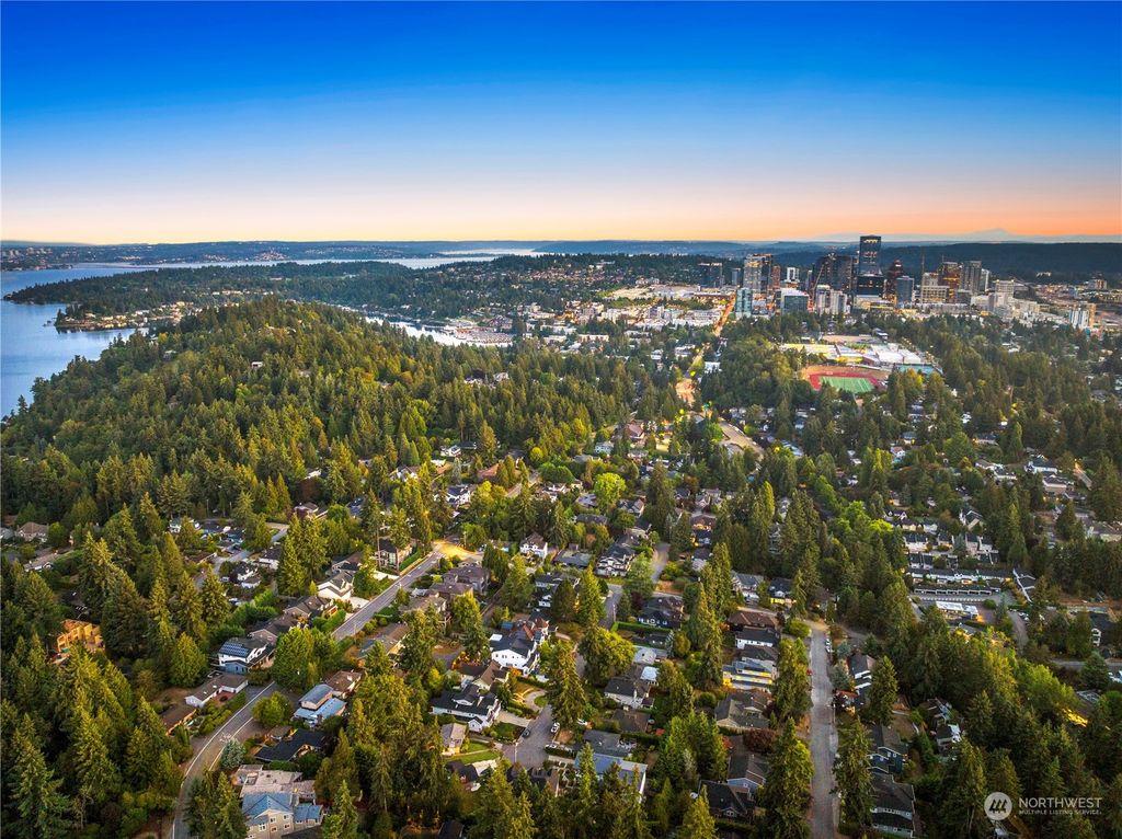 Photo of 1653 105th Avenue SE, Bellevue, WA 98004 (MLS # 2160214)