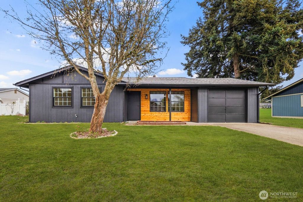 Photo of 17415 6th Avenue E, Spanaway, WA 98387 (MLS # 2512776)