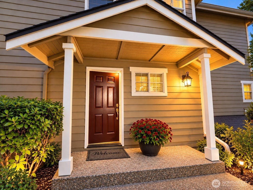 Photo of 5300 Glenwood Avenue #M-1, Everett, WA 98203 (MLS # 2592626)
