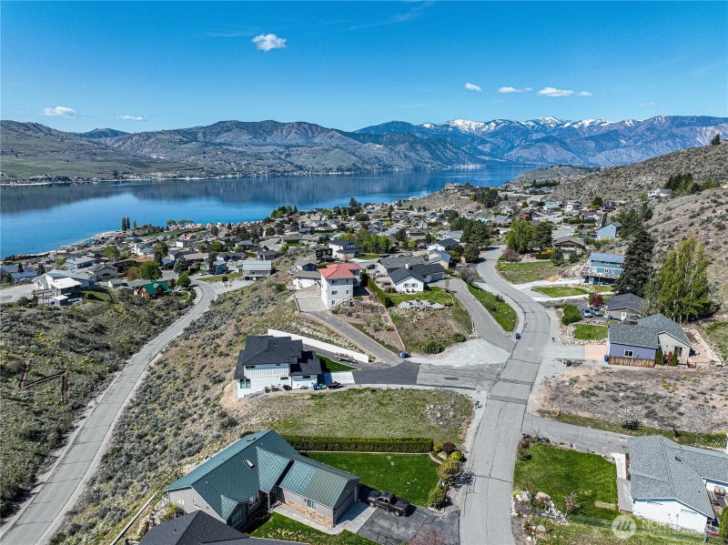 212 Stehekin Way