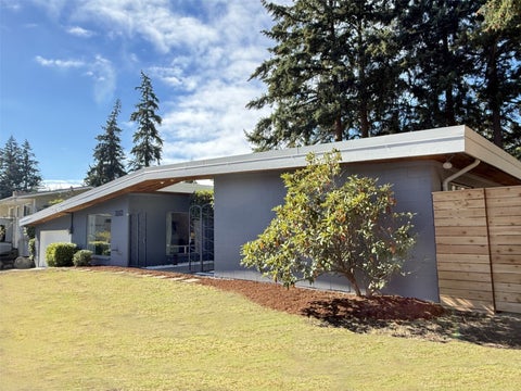 Photo of 20405 3rd Avenue S, Seattle, WA 98198 (MLS # 2594338)
