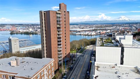 1 N Stadium Way 8 Tacoma WA 98403