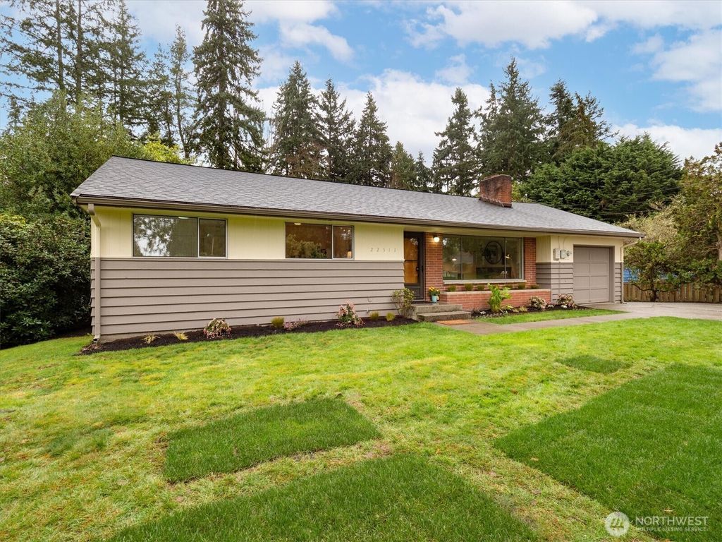 Photo of 22511 96th Avenue W, Edmonds, WA 98020 (MLS # 2494555)