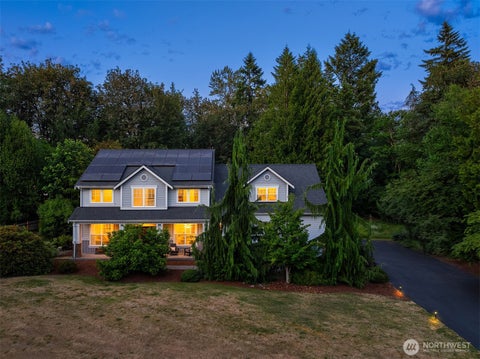 Photo of 14230 229th Avenue NE, Woodinville, WA 98077 (MLS # 2544926)