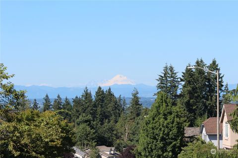 A home in Everett