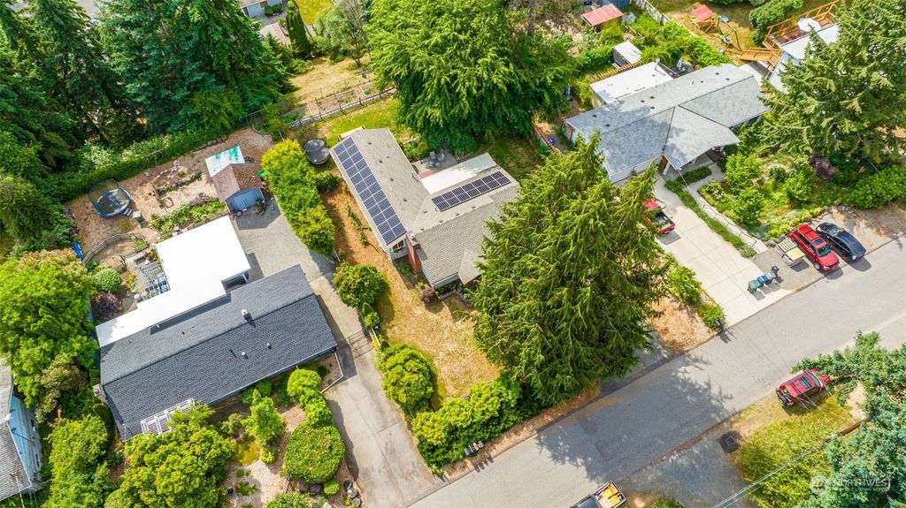 Photo of 23820 7th Avenue W, Bothell, WA 98021 (MLS # 2132492)