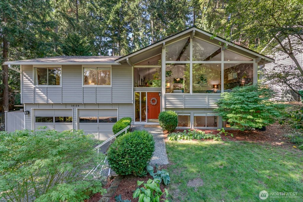 Photo of 14124 60th Avenue W, Edmonds, WA 98026 (MLS # 2435311)