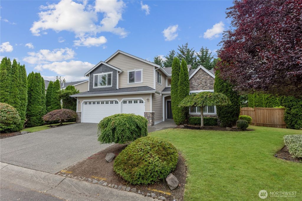Photo of 415 Pasco Place NE, Renton, WA 98059 (MLS # 2413128)