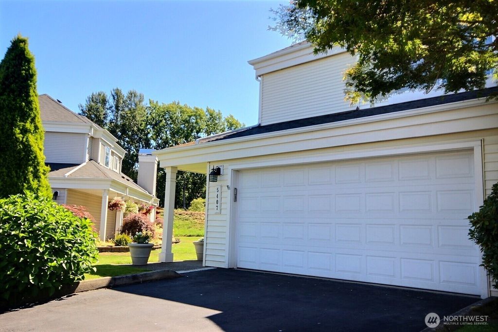 Photo of 5407 S 237th Place #17-1, Kent, WA 98032 (MLS # 2411201)