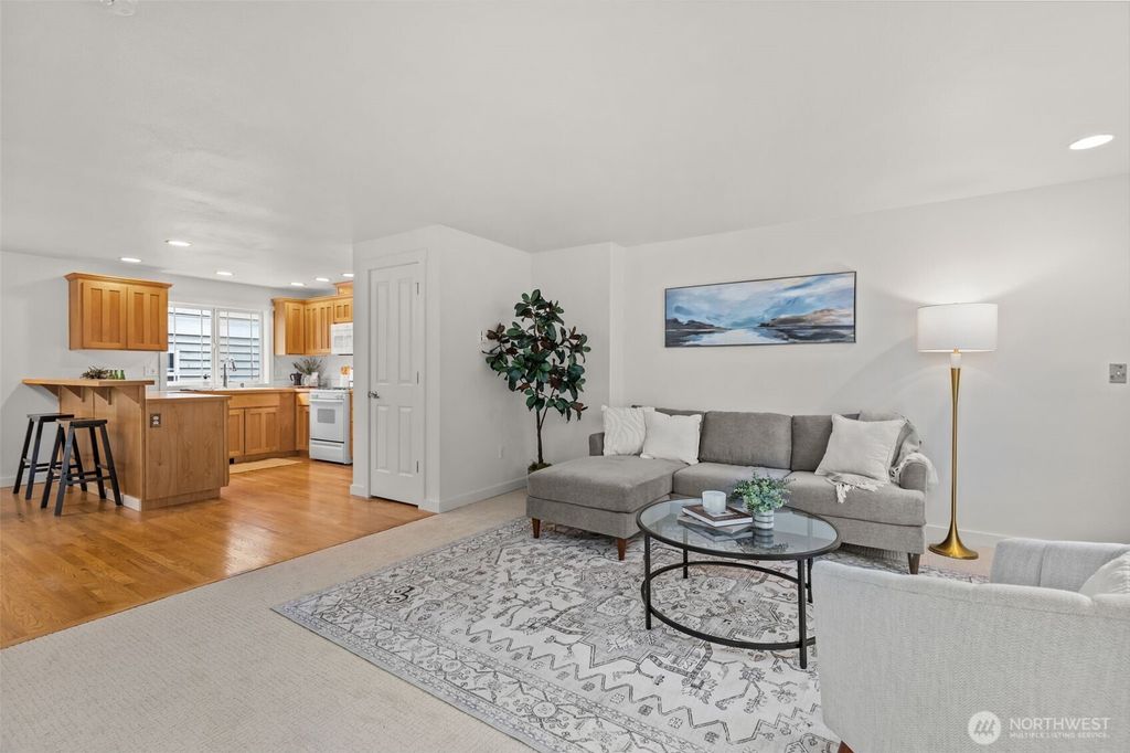 Photo of 12311 Roosevelt Way NE #B, Seattle, WA 98125 (MLS # 2434122)