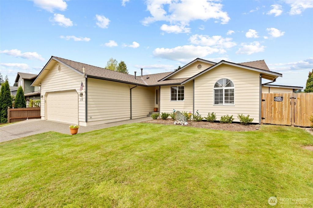 Photo of 115 Tompkins Place, Granite Falls, WA 98252 (MLS # 2412104)