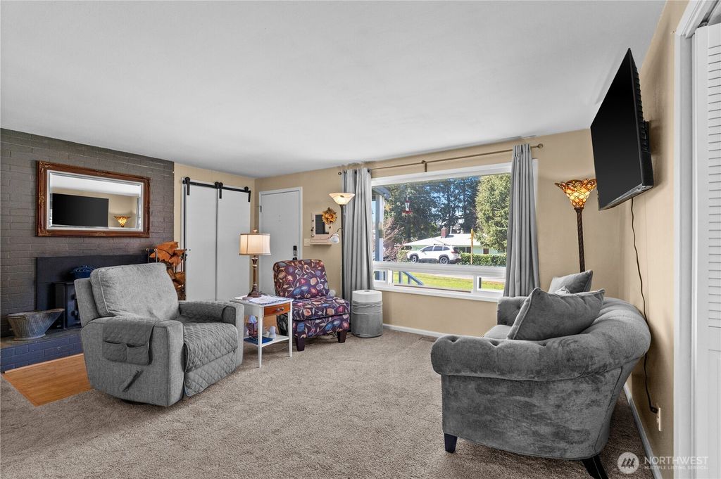 Photo of 20220 8th Avenue S, Des Moines, WA 98198 (MLS # 2501491)