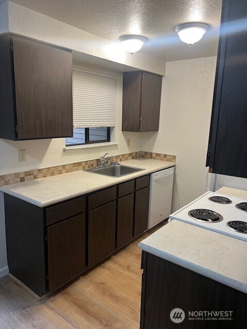 1101 SW Harrier Circle 202