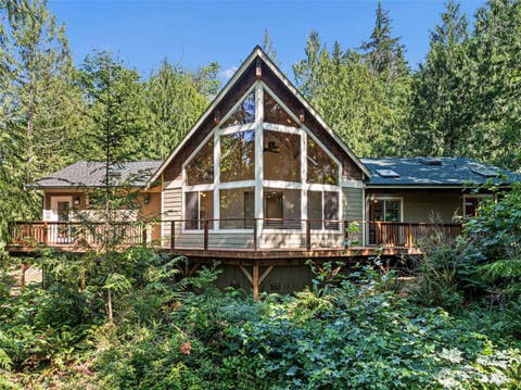 Photo of 4068 Quiet Drive NW, Bremerton, WA 98312 (MLS # 2550855)