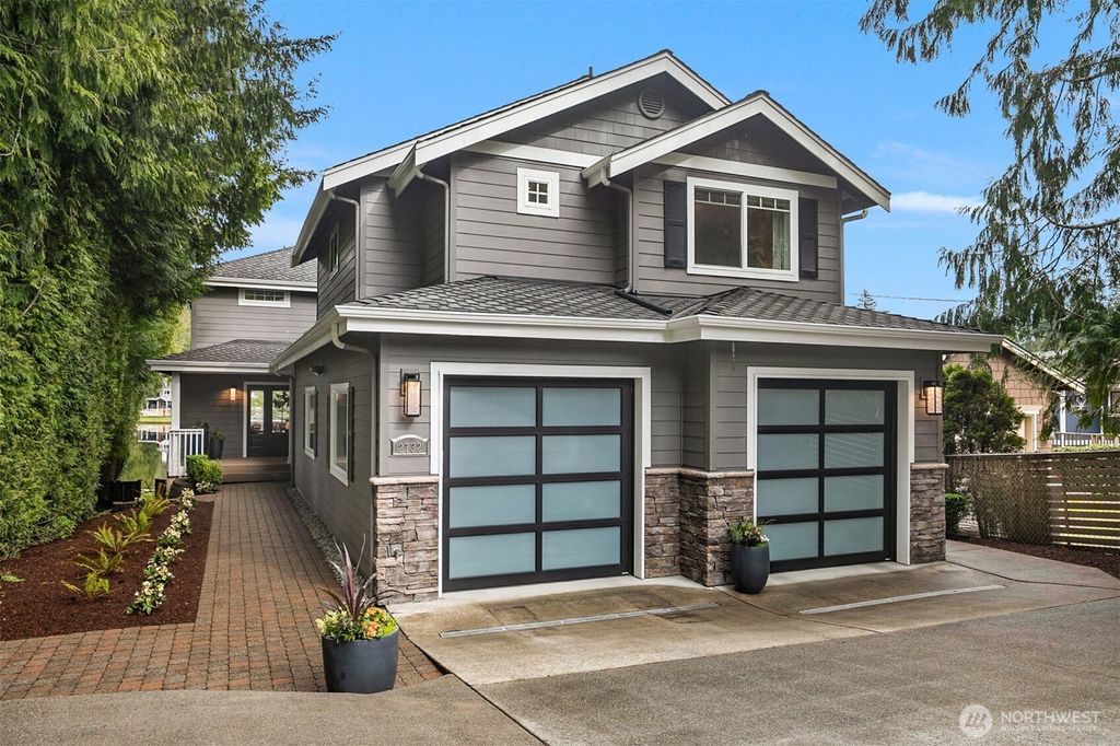 Photo of 2732 222nd Avenue SE, Sammamish, WA 98075 (MLS # 2342818)