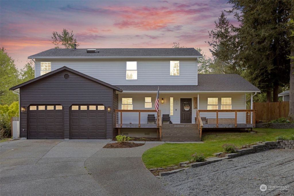 Photo of 11916 206th Avenue SE, Snohomish, WA 98290 (MLS # 2232024)