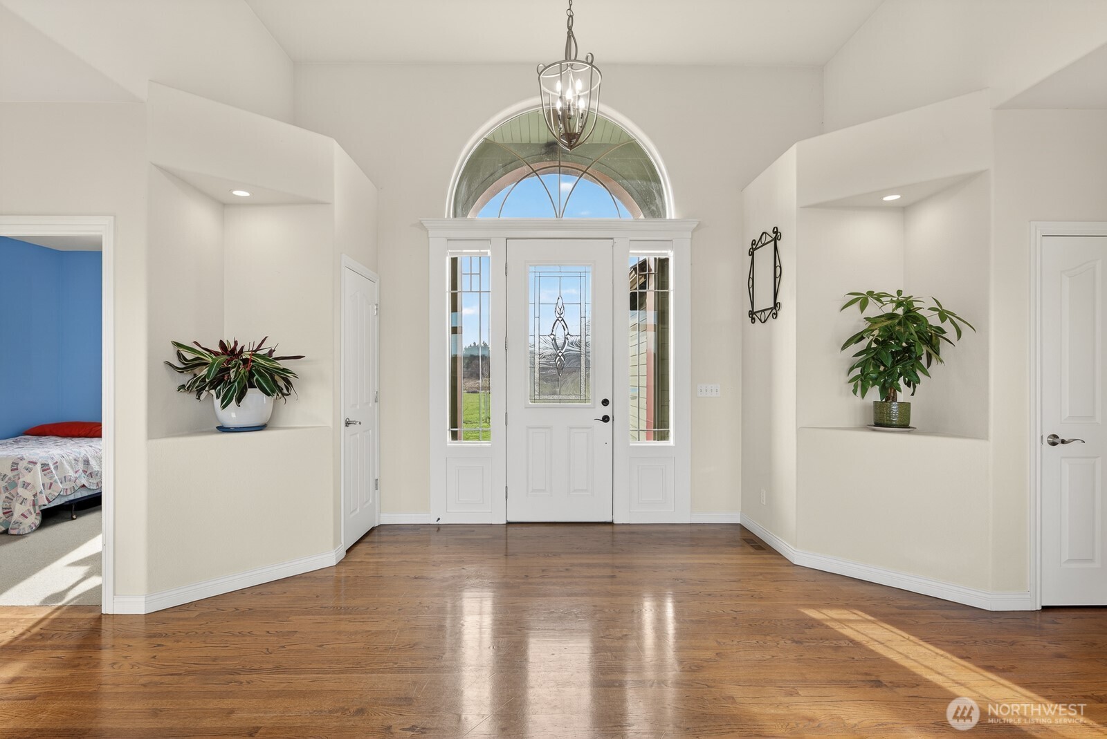 120 W Crescent Harbor Road