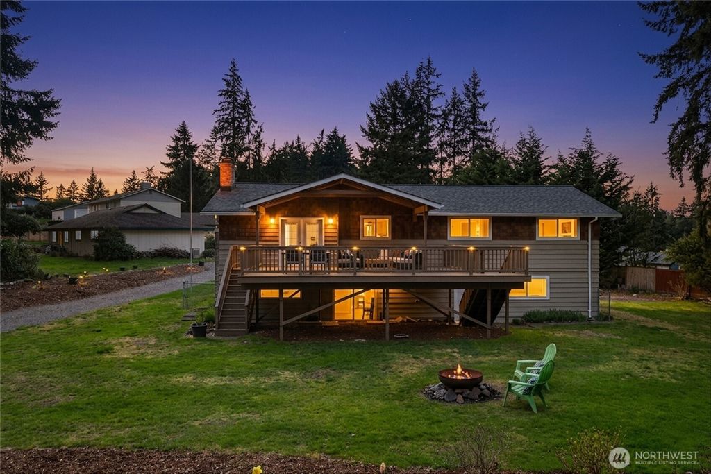 Photo of 5618 81st Street E, Puyallup, WA 98371 (MLS # 2502895)