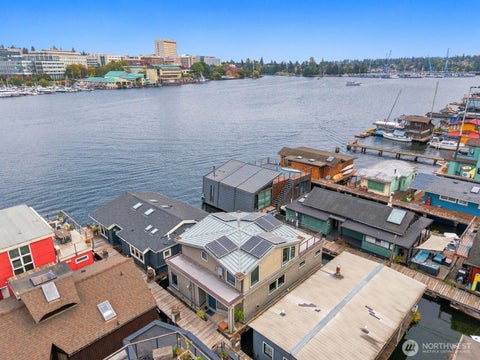 Photo of 3146 Portage Bay Place E #N, Seattle, WA 98102 (MLS # 2581191)