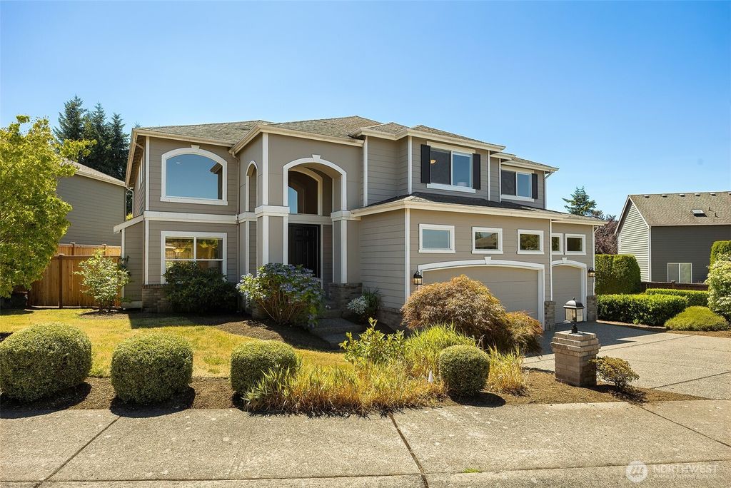 Photo of 8439 NE 128th Street, Kirkland, WA 98034 (MLS # 2405277)