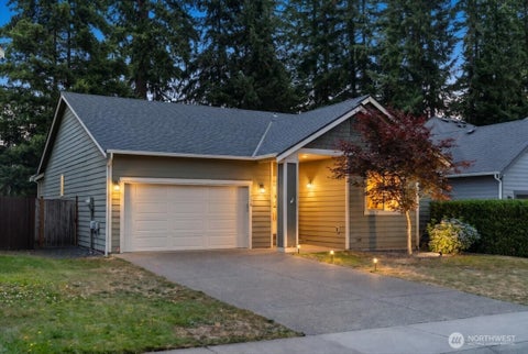 Photo of 17820 35th Avenue E, Tacoma, WA 98446 (MLS # 2550694)