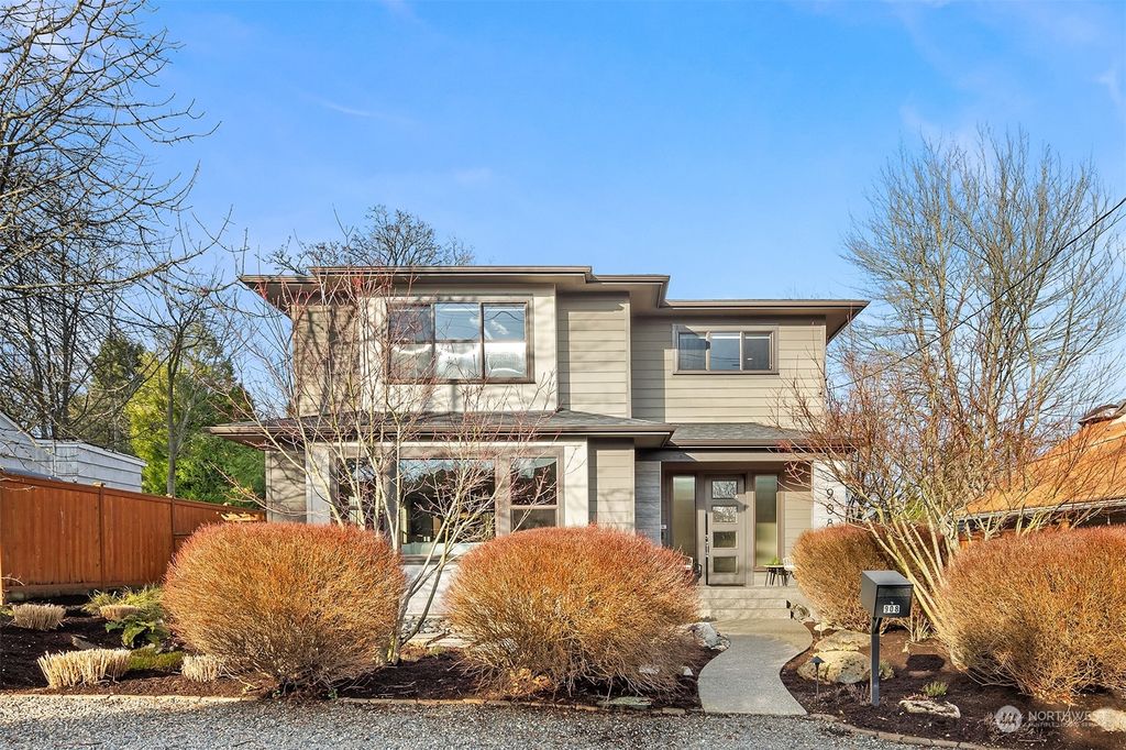 Photo of 908 NW 87th Street, Seattle, WA 98117 (MLS # 2319271)