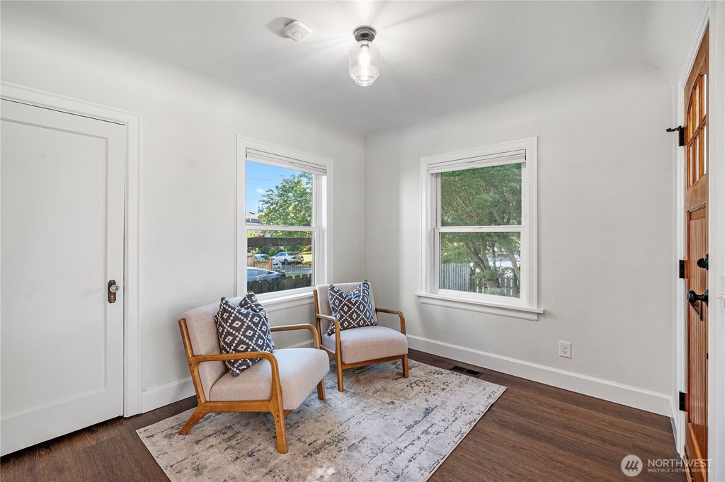 Photo of 5500 21st Avenue S, Seattle, WA 98108 (MLS # 2528314)