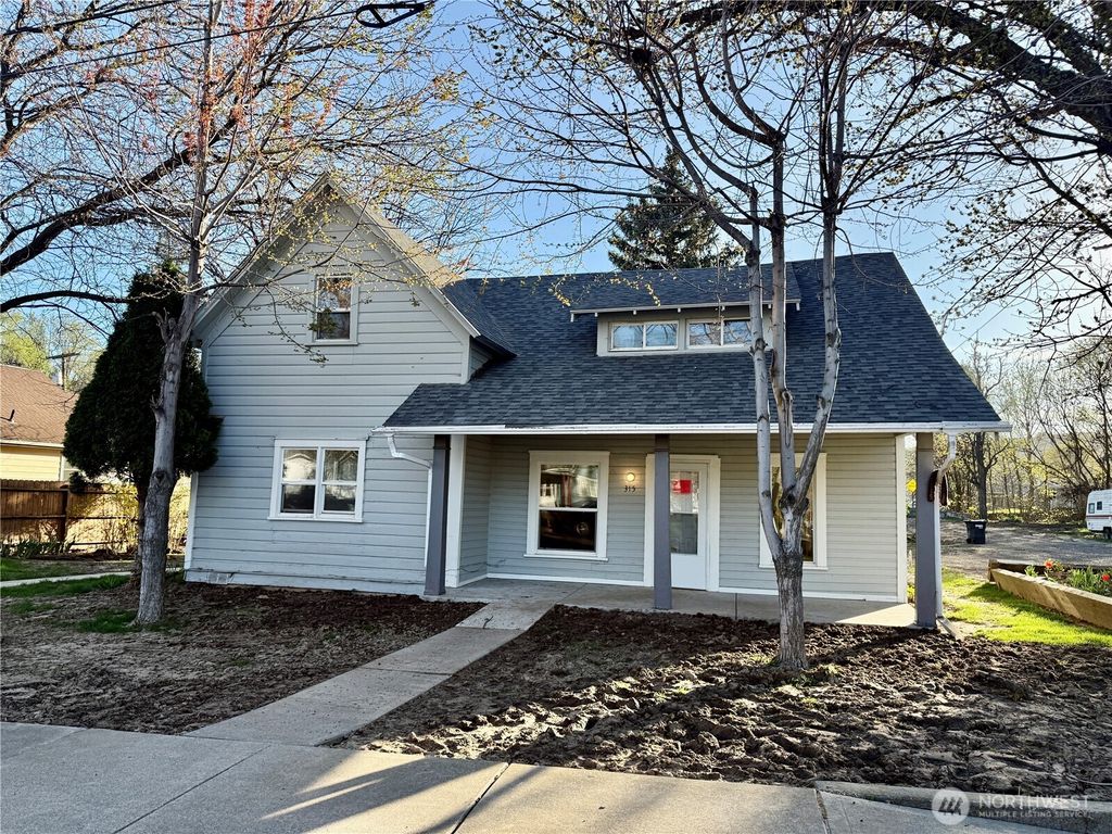 Photo of 315 N 1st Street, Dayton, WA 99328 (MLS # 2505779)