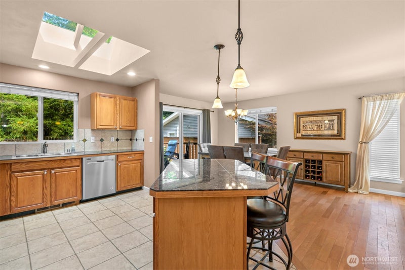 333 Lakeside Drive