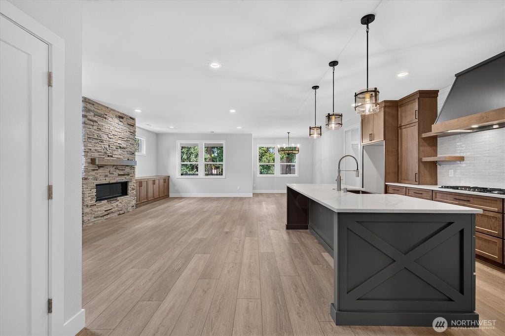 Photo of 10711 SE 13th Circle, Vancouver, WA 98664 (MLS # 2582260)