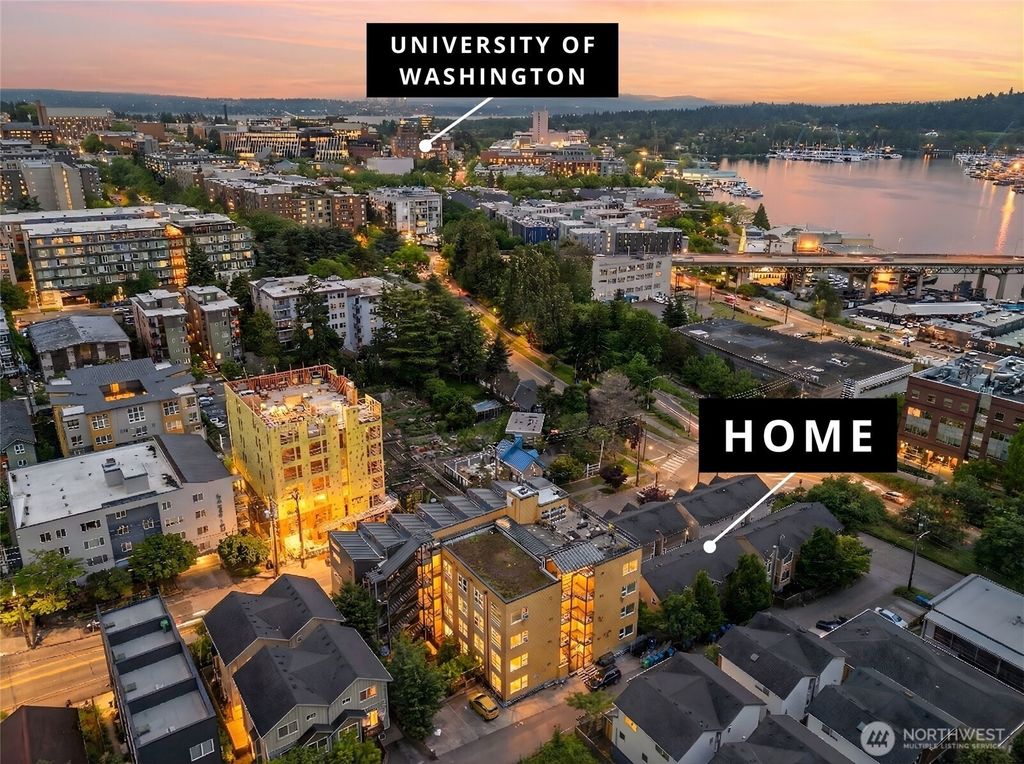 Photo of 672 NE 40th St St, Seattle, WA 98105 (MLS # 2379537)