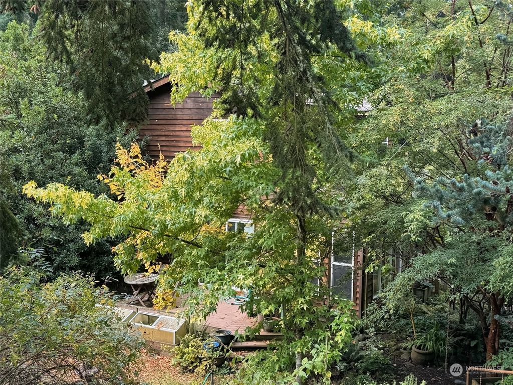 2096 Goss Lake Road, Goss Lake, Freeland House for Sale in Freeland