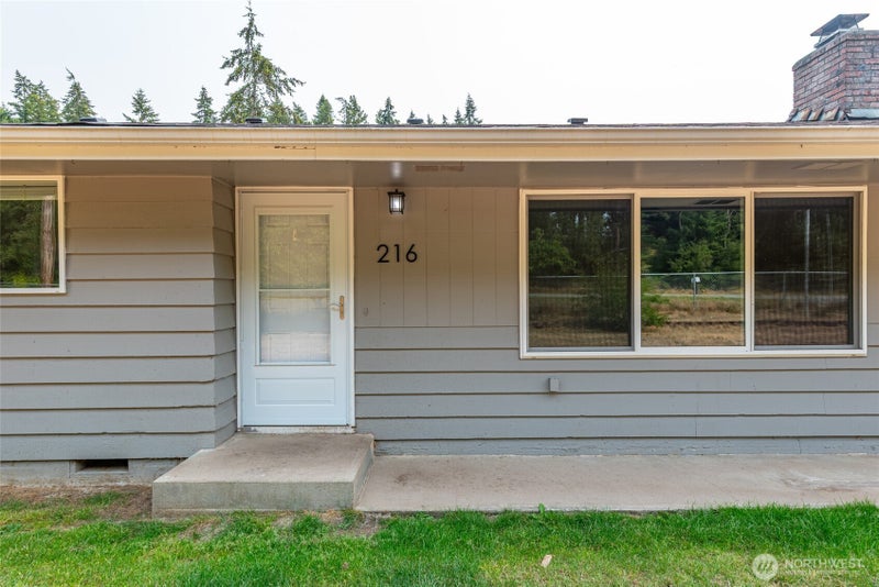 216 E Sleeper Road