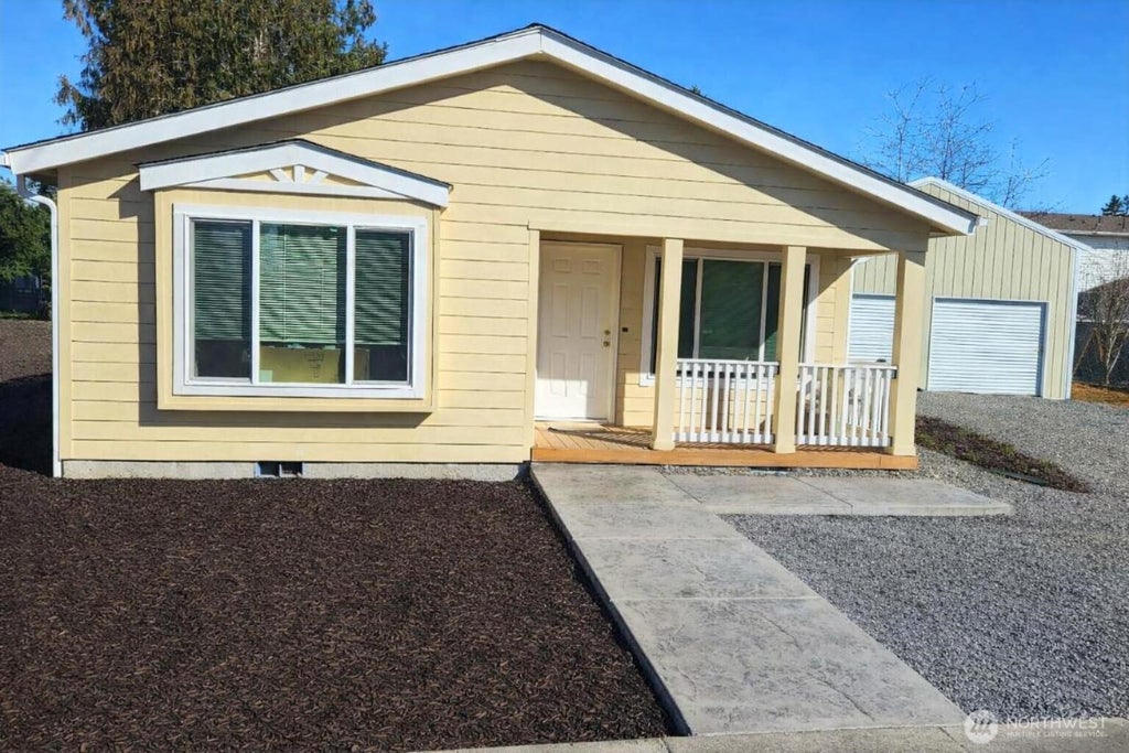 Photo of 420 Pine Street, Toledo, WA 98591 (MLS # 2578243)