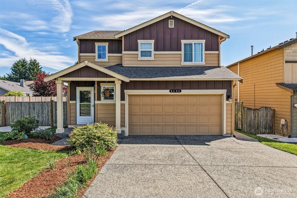 Photo of 6404 35th Street NE, Marysville, WA 98270 (MLS # 2523449)